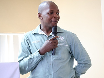 Colin Thiba