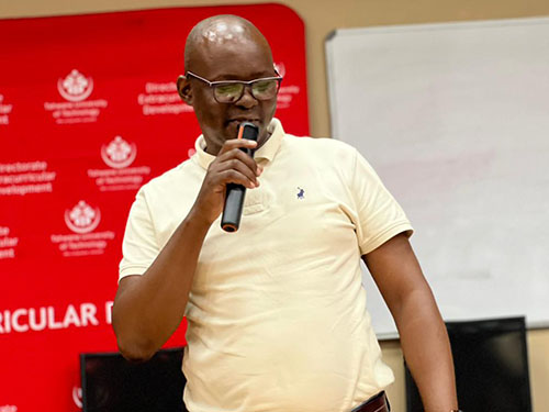 Mr Sehlapelo Malesela